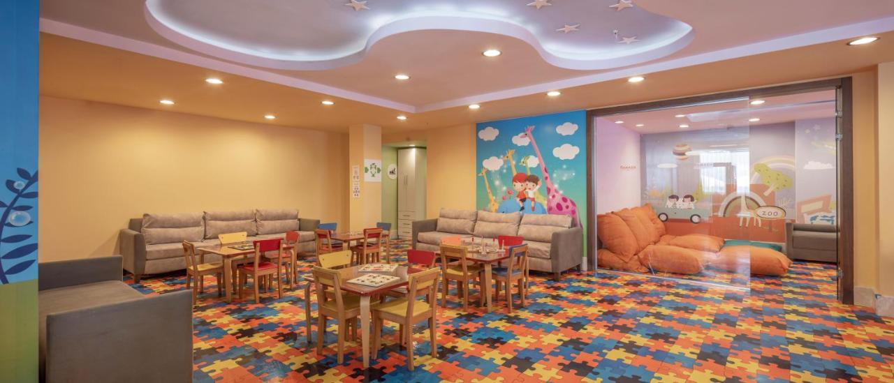 Ramada Resort By Wyndham Lara Анталия Екстериор снимка