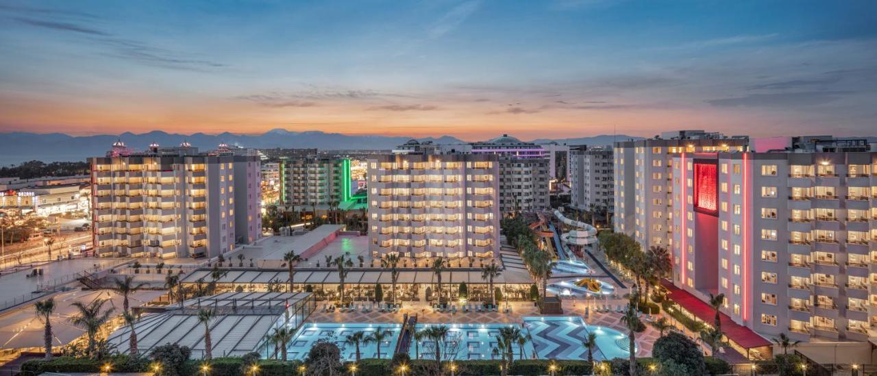 Ramada Resort By Wyndham Lara Анталия Екстериор снимка