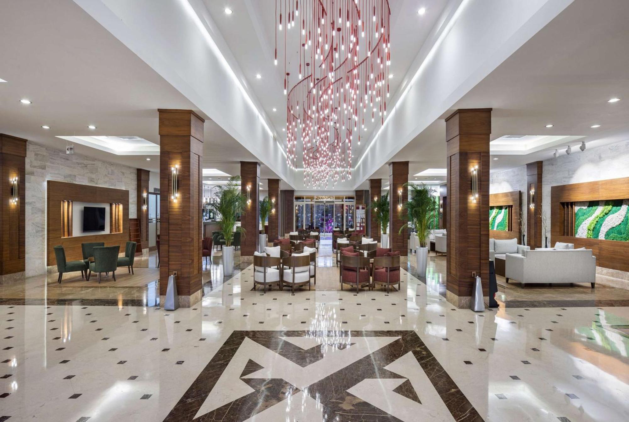 Ramada Resort By Wyndham Lara Анталия Екстериор снимка