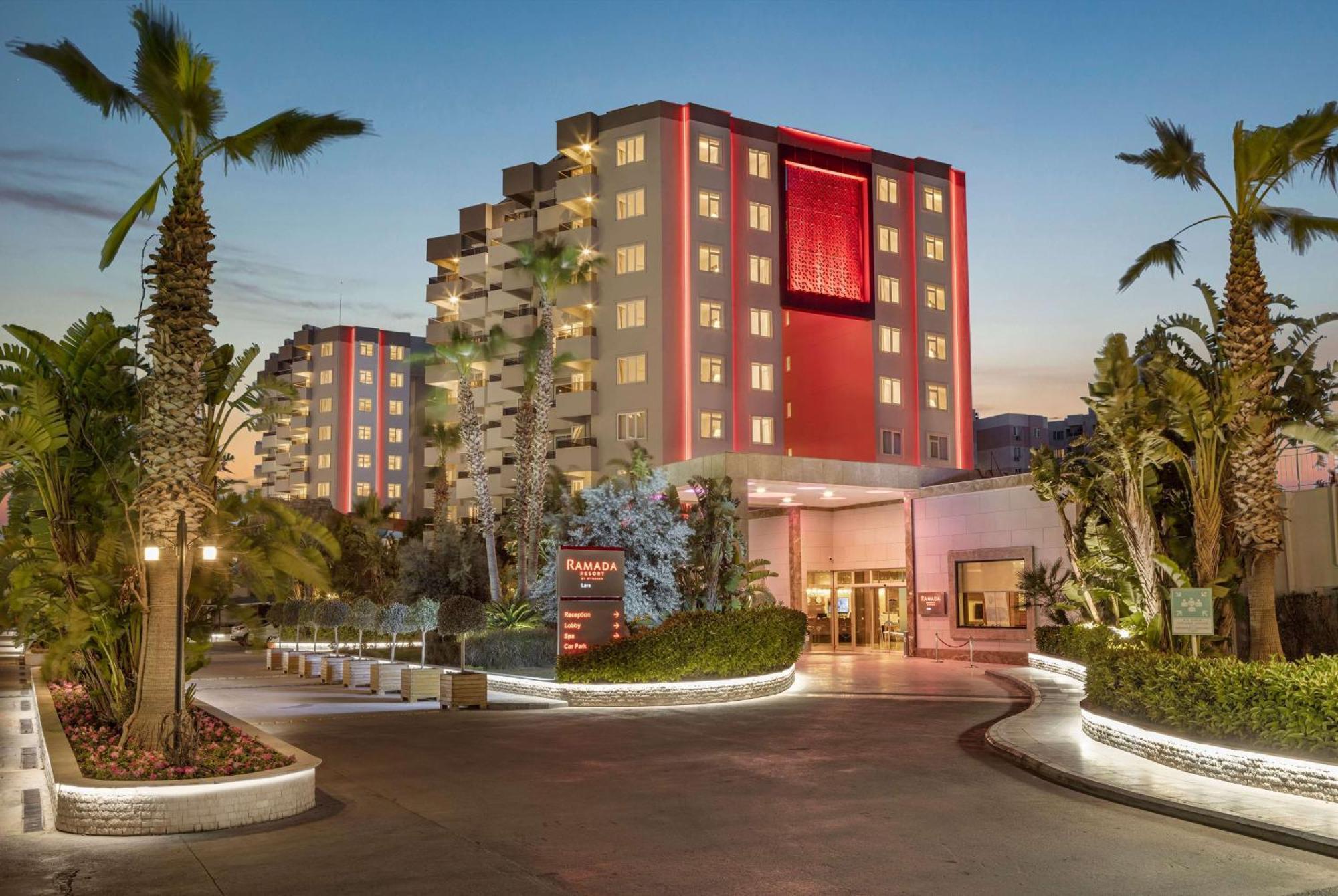 Ramada Resort By Wyndham Lara Анталия Екстериор снимка